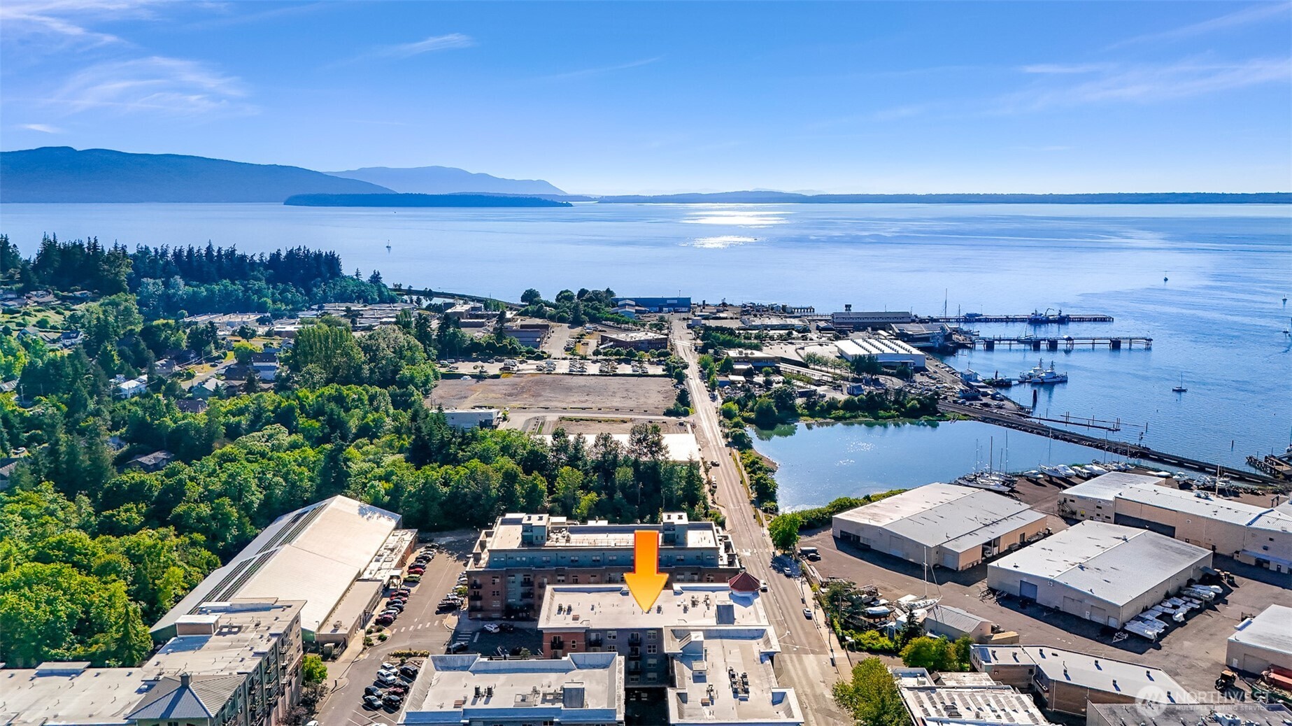 910 Harris Avenue 208