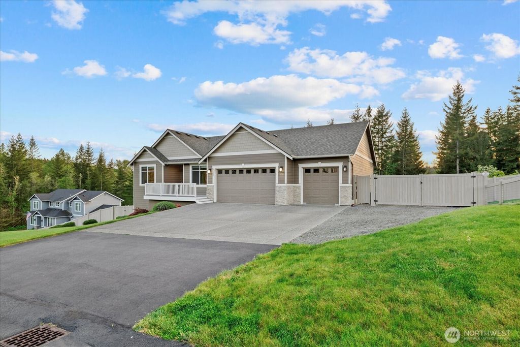 Photo of 2022 228th Avenue NE, Snohomish, WA 98290 (MLS # 2367180)
