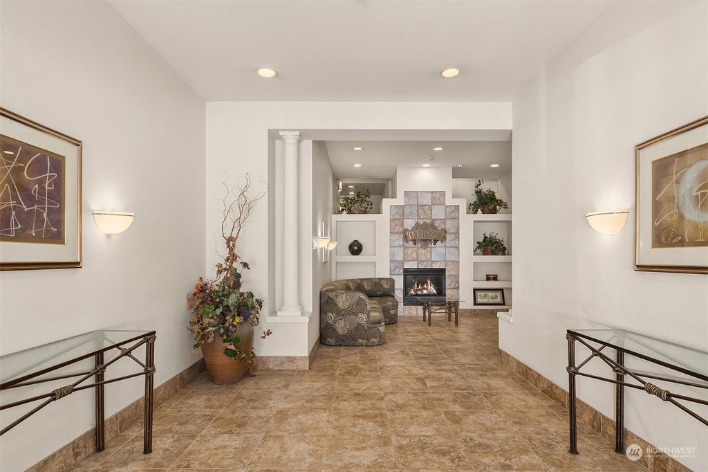 Photo of 4343 Roosevelt Way NE #210, Seattle, WA 98105 (MLS # 2001683)