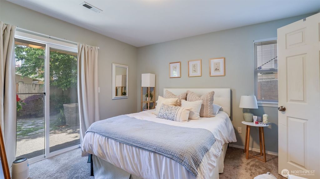 listing image 9366472300591268844