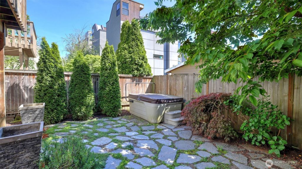 listing image 9362824562679354804