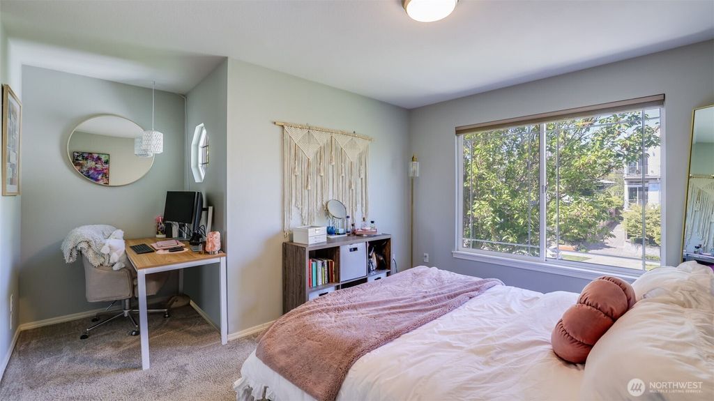 listing image 9361472774571112827