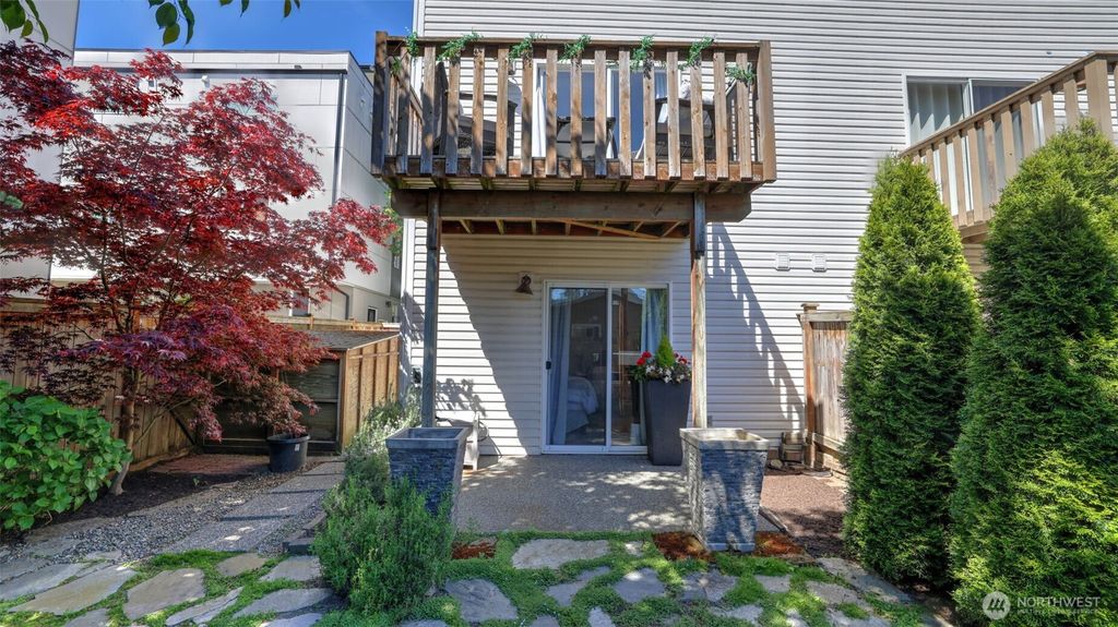 listing image 9365659605351410935