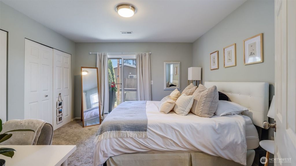listing image 9362823801523069937
