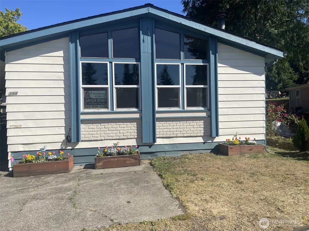 Photo of 3001 S 288th Street #344, Federal Way, WA 98003 (MLS # 2376363)