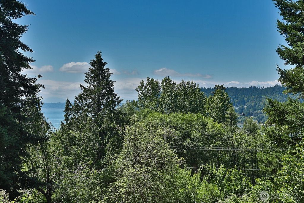 Photo of 0 XXX Cultus Bay Road, Clinton, WA 98236 (MLS # 2519538)