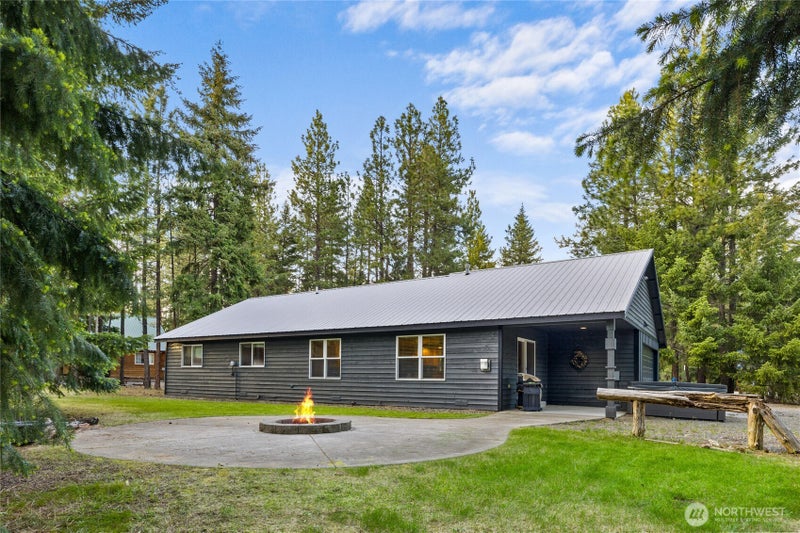 750 Evergreen Valley Loop Road