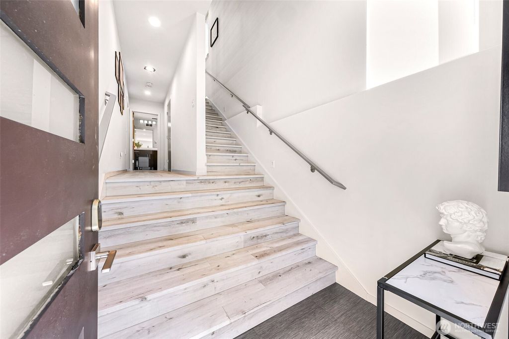 Photo of 1628 S Lane Street, Seattle, WA 98144 (MLS # 2373377)