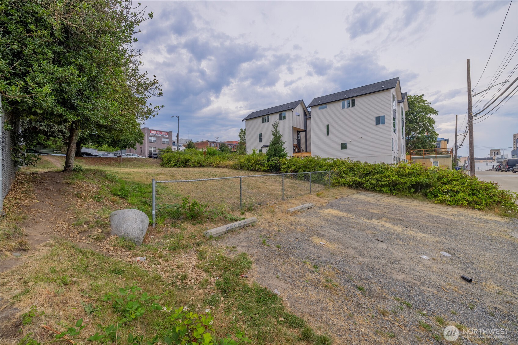 1137 Fawcett Avenue
