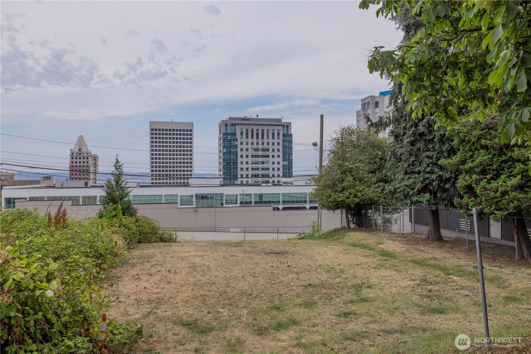 1137 Fawcett Avenue