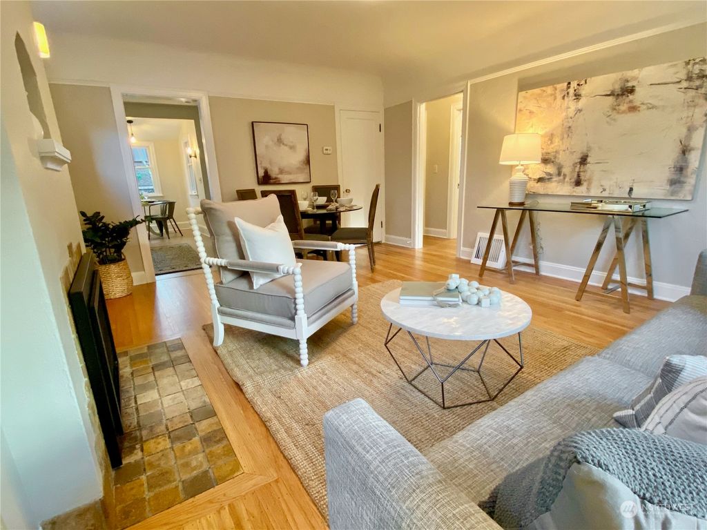 Photo of 6705 11th Avenue NW, Seattle, WA 98117 (MLS # 2127840)