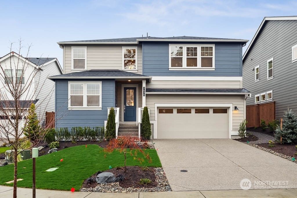 Photo of 7436 NE 203rd Street #3, Kenmore, WA 98028 (MLS # 2184096)