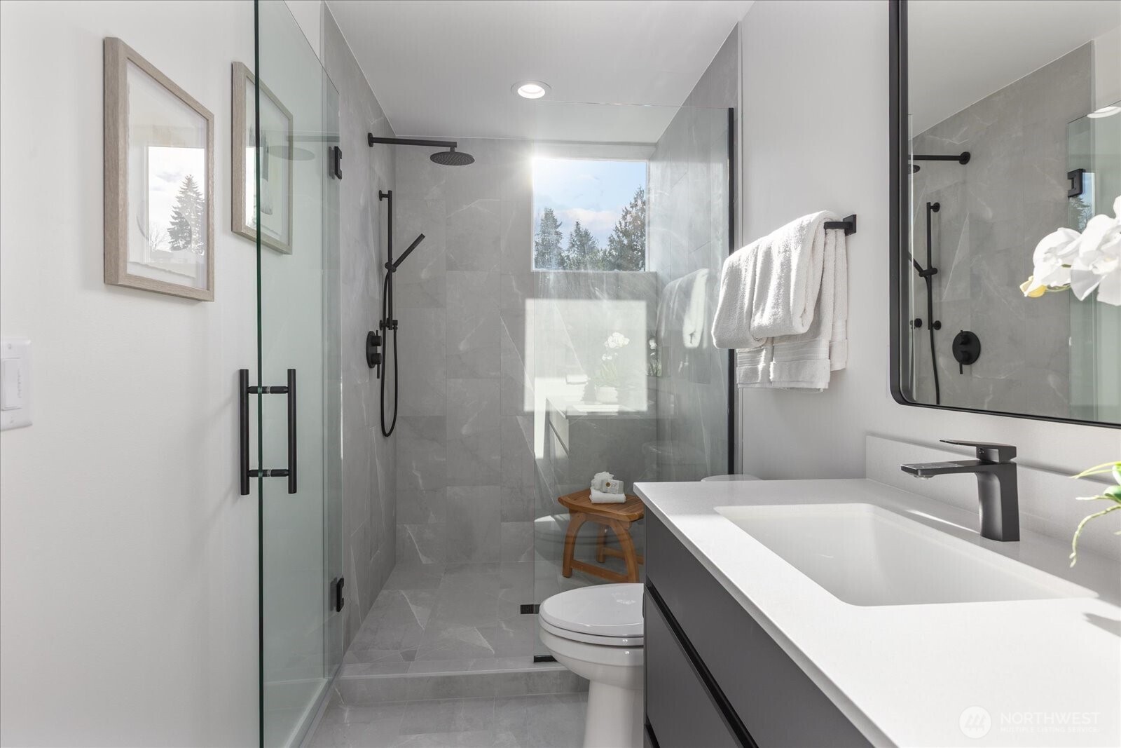 3114 Queen Anne Avenue N