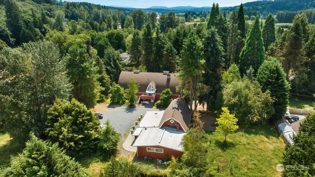 Photo of 16708 140th Place NE, Woodinville, WA 98072 (MLS # 2273414)