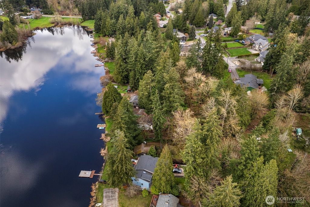 Photo of 13625 E Lake Kathleen Drive SE, Renton, WA 98059 (MLS # 2362444)