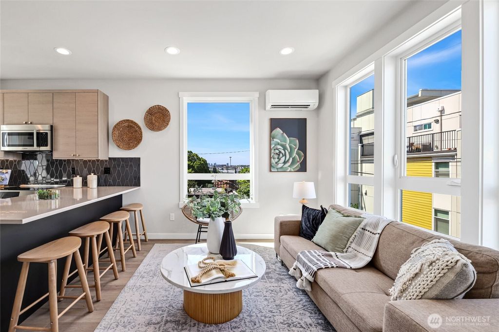 Photo of 2817 Franklin Avenue E #A, Seattle, WA 98102 (MLS # 2455248)