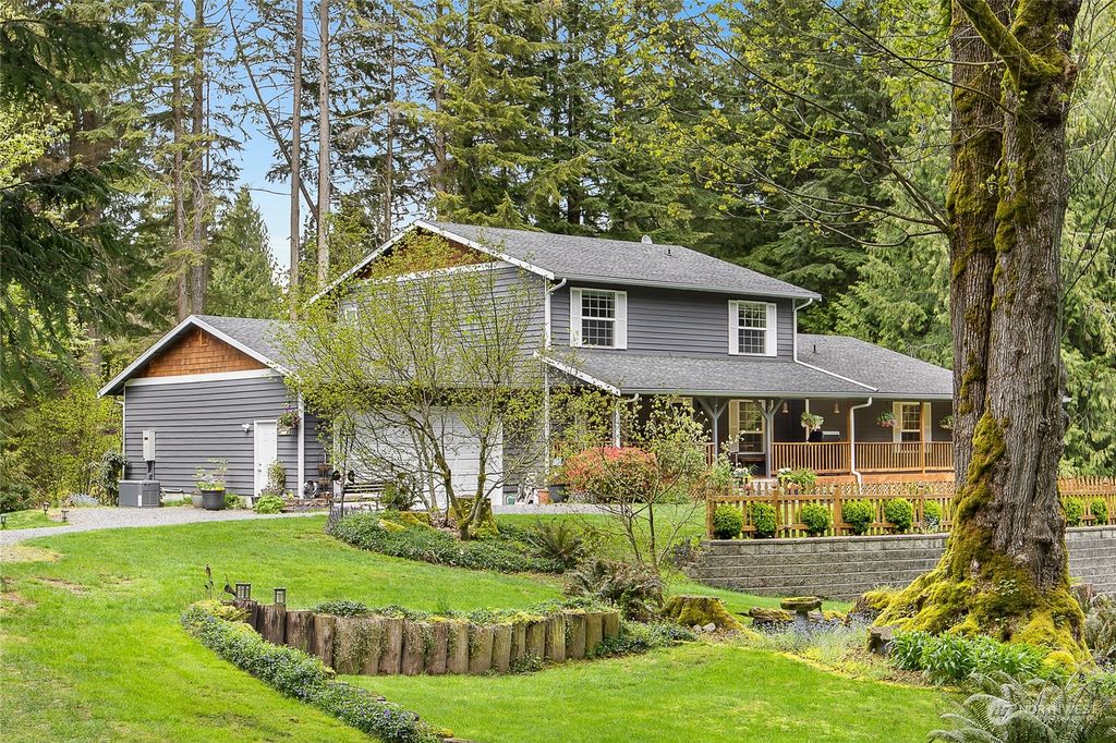 Photo of 7123 184th Drive SE, Snohomish, WA 98290 (MLS # 2231251)