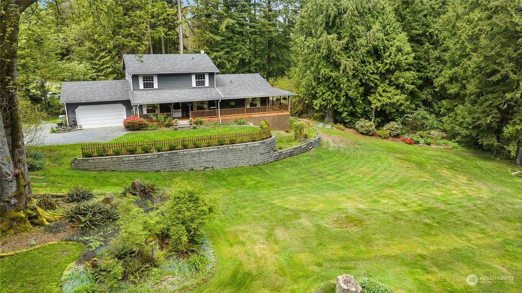 Photo of 7123 184th Drive SE, Snohomish, WA 98290 (MLS # 2231251)