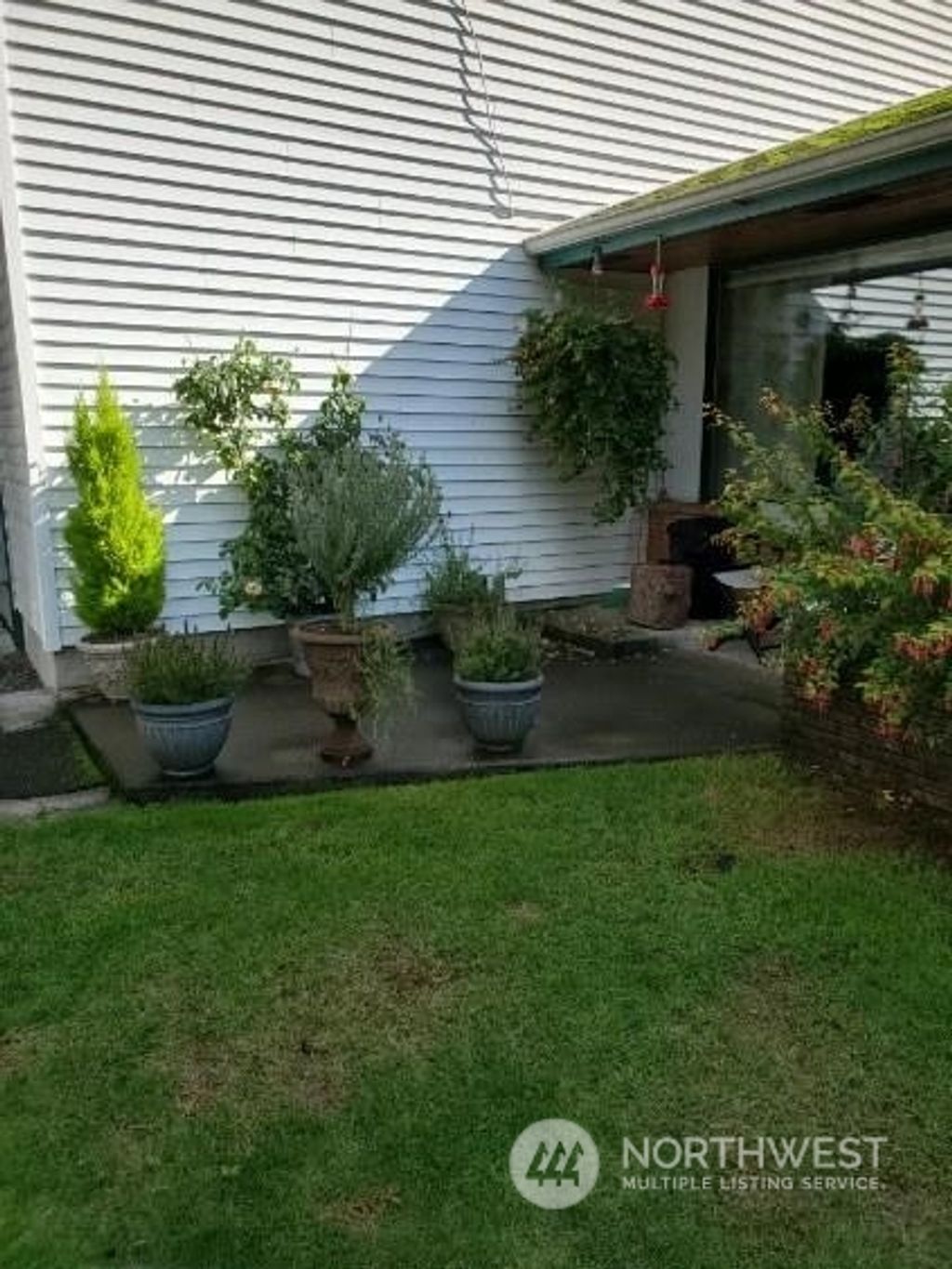 Photo of 24009 SE 238th Street, Maple Valley, WA 98038 (MLS # 2320926)