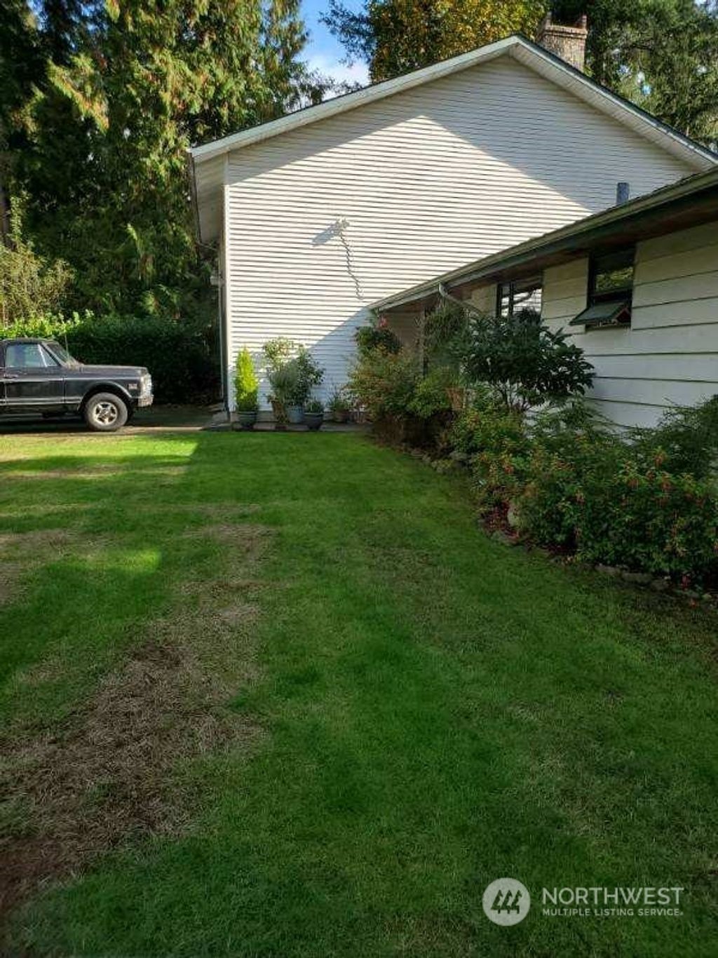 Photo of 24009 SE 238th Street, Maple Valley, WA 98038 (MLS # 2320926)