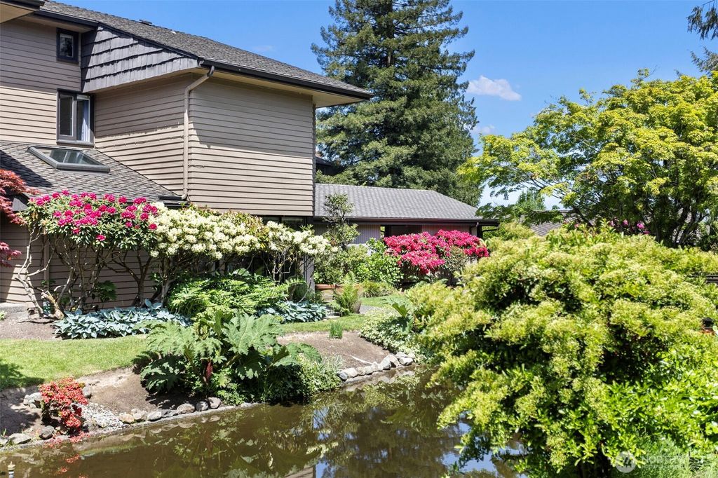 Photo of 10800 Glen Acres Drive S #T16, Seattle, WA 98168 (MLS # 2526062)