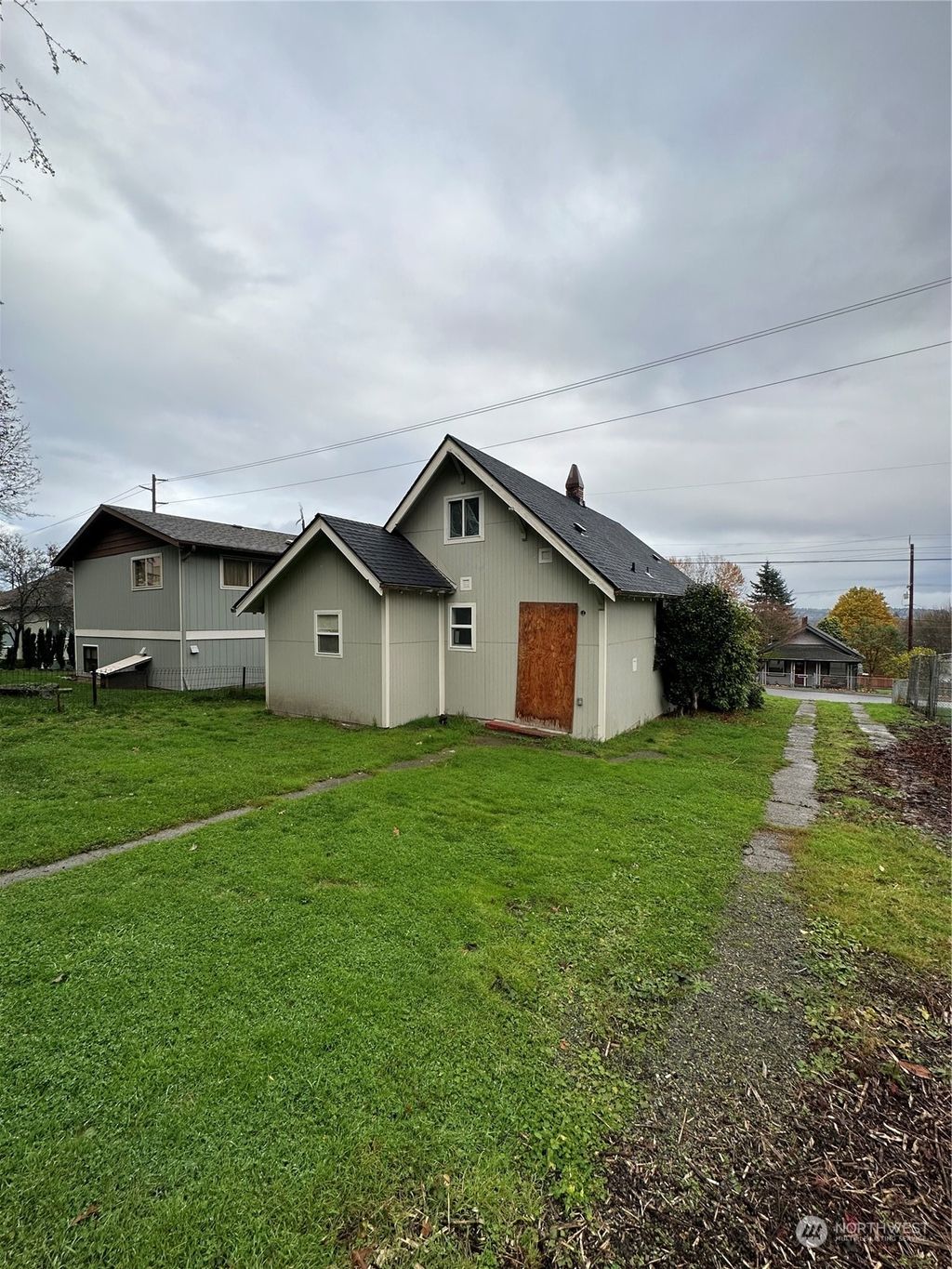 Photo of 4510 S 4th Avenue, Everett, WA 98203 (MLS # 2179562)