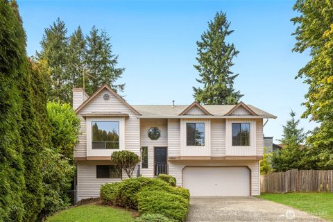 Photo of 19613 138th Avenue SE, Renton, WA 98058 (MLS # 2433474)