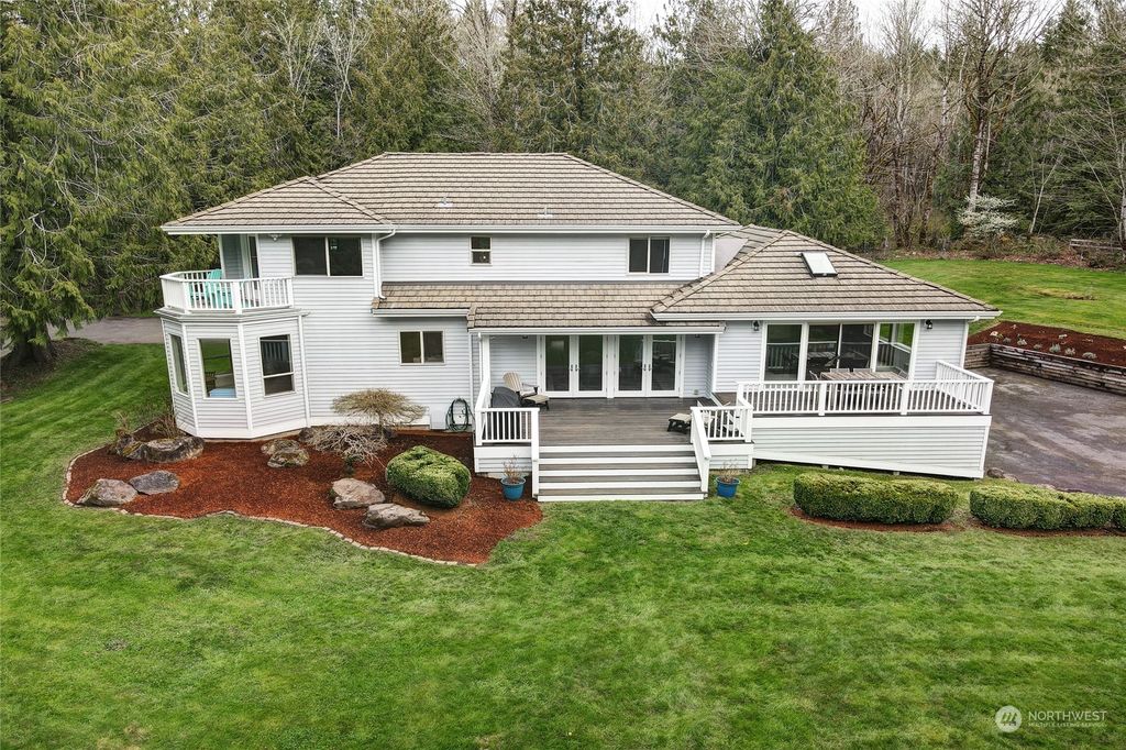 Photo of 330 290th Avenue SE, Fall City, WA 98024 (MLS # 2054691)