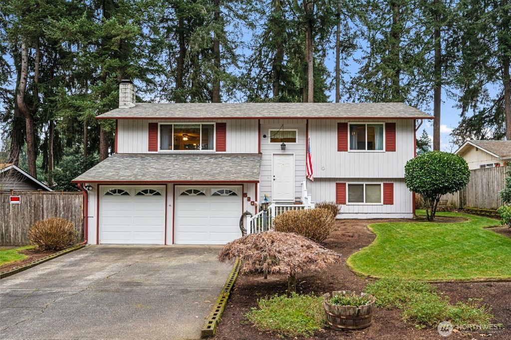 Photo of 520 Trojan Court SE, Lacey, WA 98503 (MLS # 2472956)