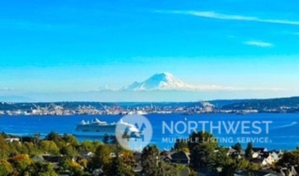 Photo of 2429 Montavista Place W, Seattle, WA 98199 (MLS # 2160090)