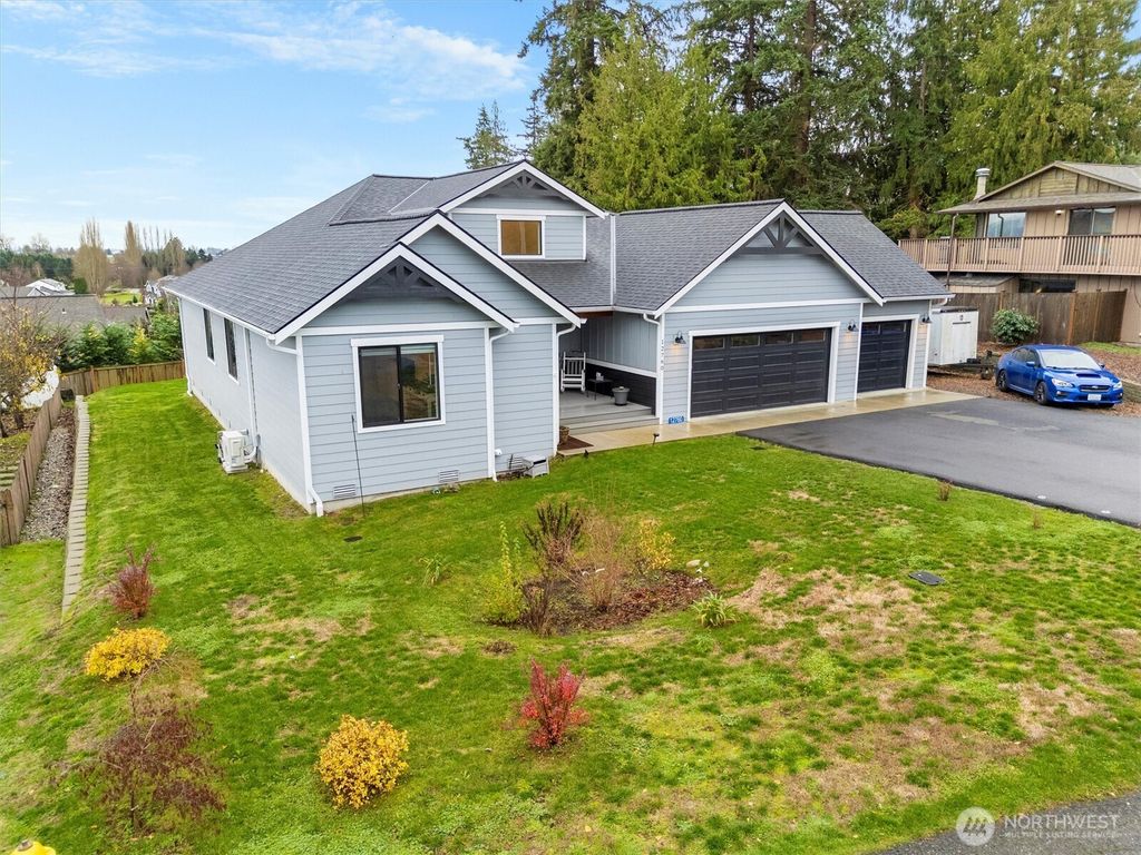 Photo of 12760 Country Club Place, Burlington, WA 98233 (MLS # 2459112)