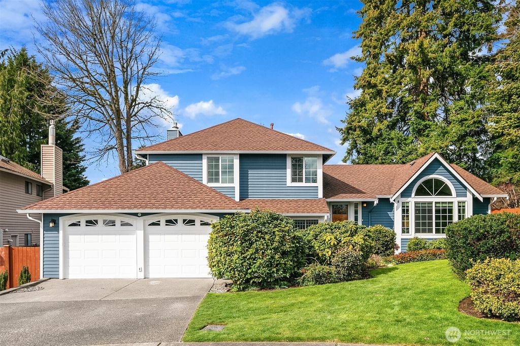 Photo of 2223 Field Avenue NE, Renton, WA 98059 (MLS # 2345357)