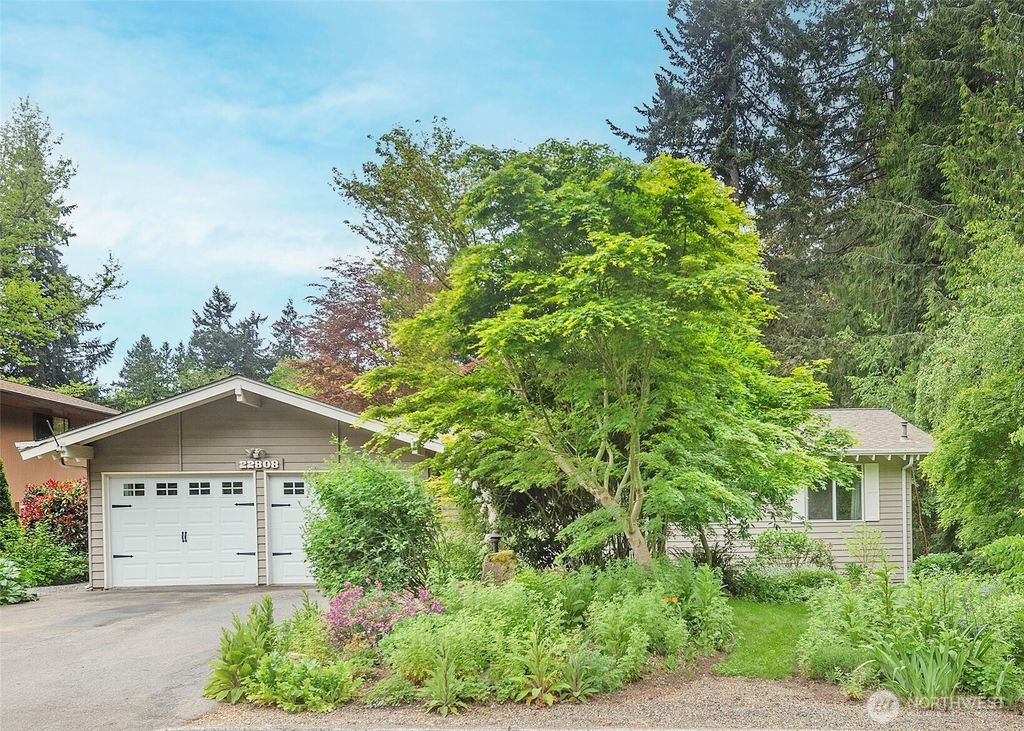 Photo of 22808 106th Place W, Edmonds, WA 98020 (MLS # 2533419)