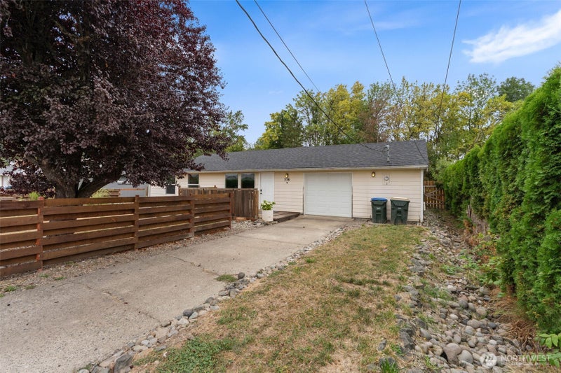 536 SW 18th Street