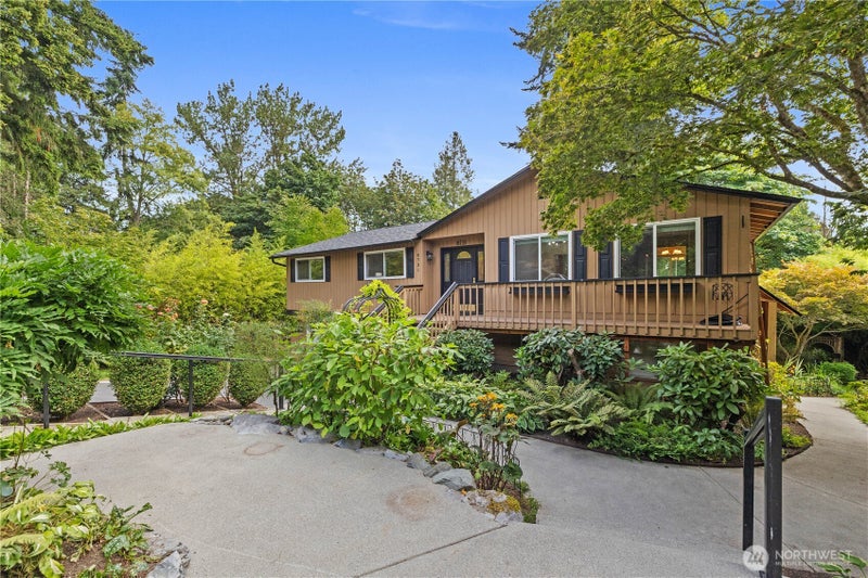 8731 Shadow Wood Drive
