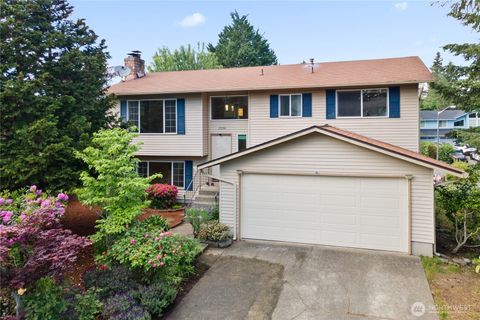 Photo of 12236 SE 219th Place, Kent, WA 98031 (MLS # 2526303)