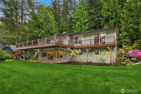 Photo of 17707 SE 60th Street, Bellevue, WA 98006 (MLS # 2522203)