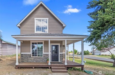 Photo of 312 Marshall St, Davenport, WA 99122 (MLS # 2475211)