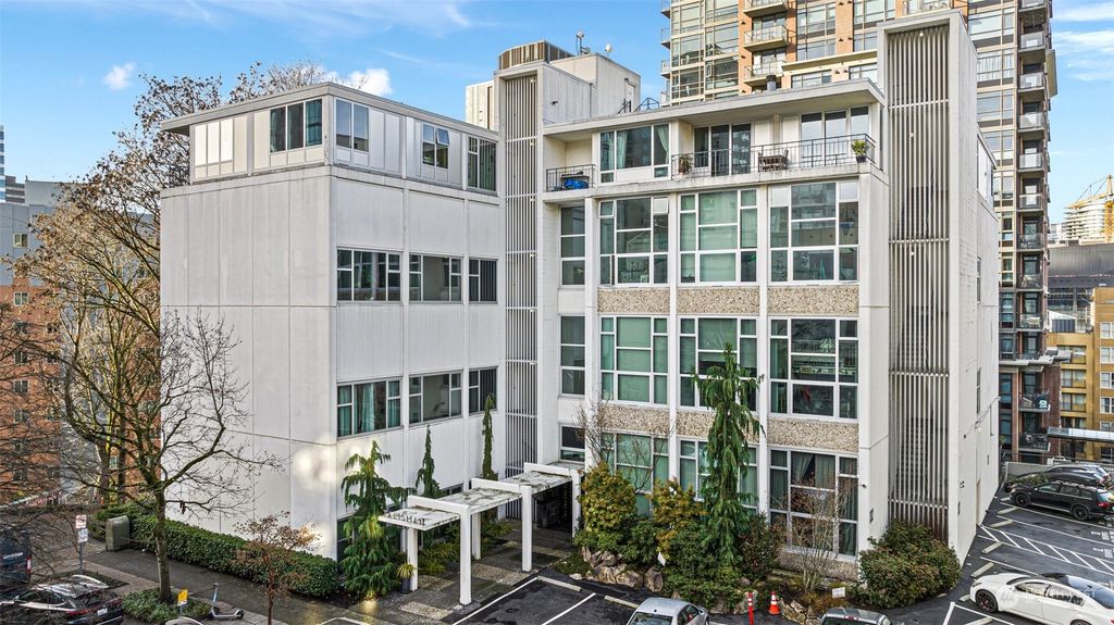 Photo of 1000 Union Street #111, Seattle, WA 98101 (MLS # 2025526)