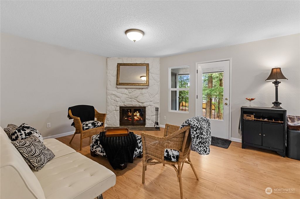 Photo of 14014 Juanita Drive NE #C1, Kirkland, WA 98034 (MLS # 2239255)