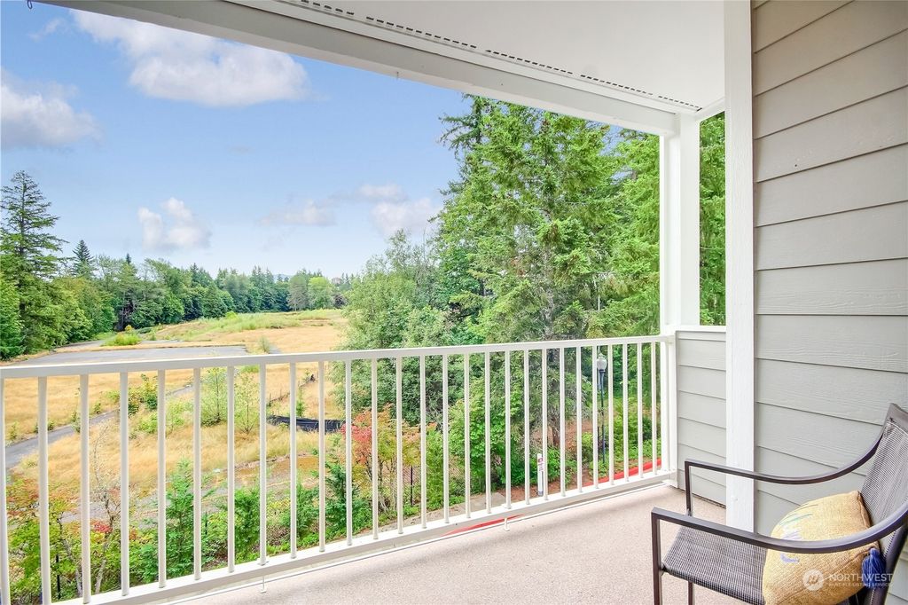 Photo of 22535 SE Highland Circle #203, Issaquah, WA 98029 (MLS # 2134045)