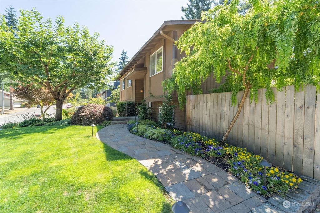 Photo of 23307 SE 266th Street, Maple Valley, WA 98038 (MLS # 2196382)