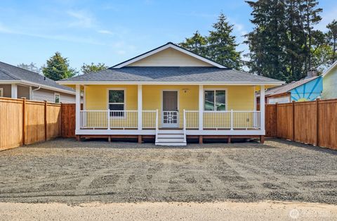 712 N 3rd Street Westport WA 98595