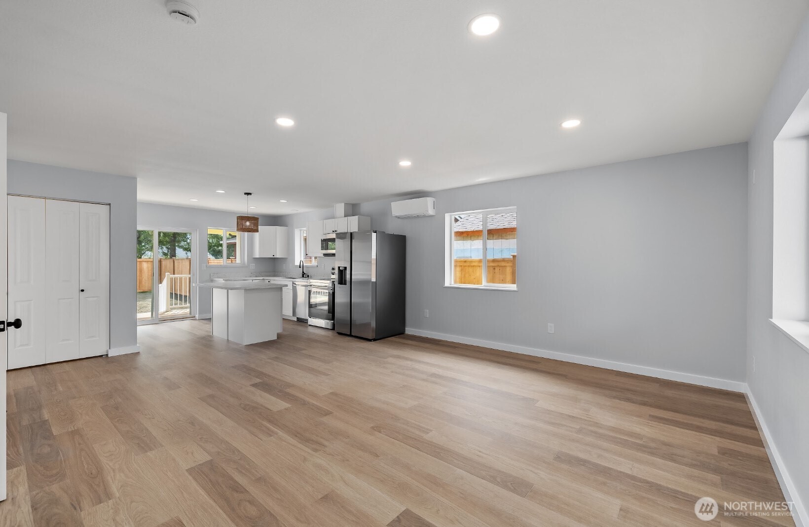 712 N 3rd Street