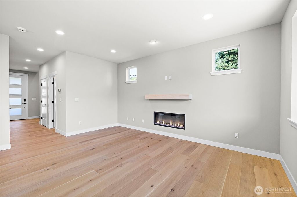 Photo of 13811 48th Drive SE #B, Snohomish, WA 98296 (MLS # 2425705)