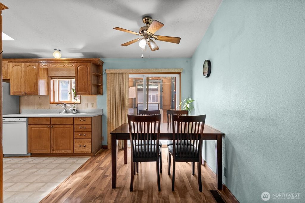 listing image 9363153150374393645