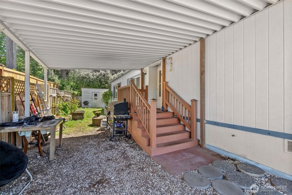 listing image 9360675417543515289
