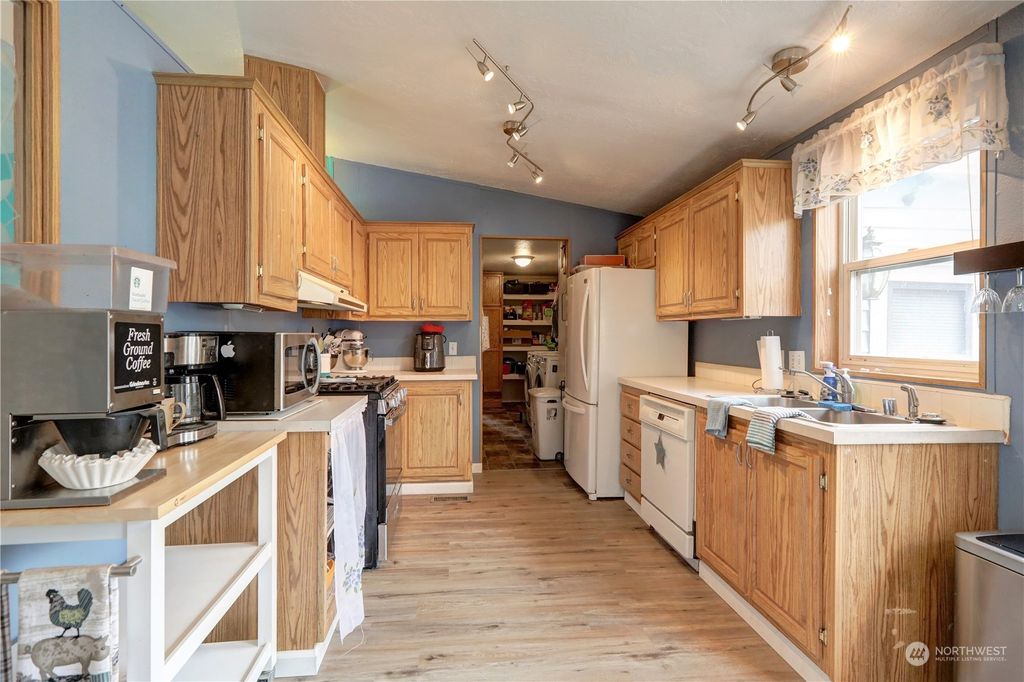 Photo of 18344 SE 263rd Place, Covington, WA 98042 (MLS # 2153682)
