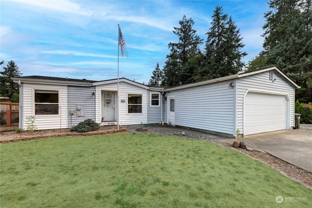 Photo of 18344 SE 263rd Place, Covington, WA 98042 (MLS # 2153682)
