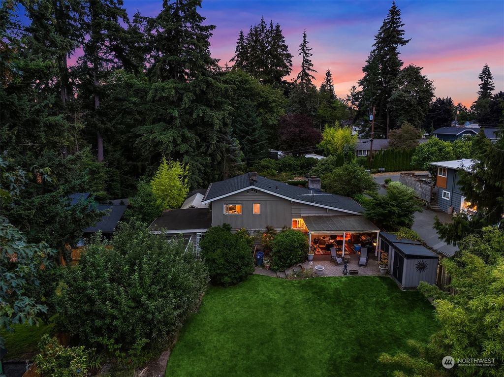 Photo of 1921 3rd Street, Kirkland, WA 98033 (MLS # 2270788)